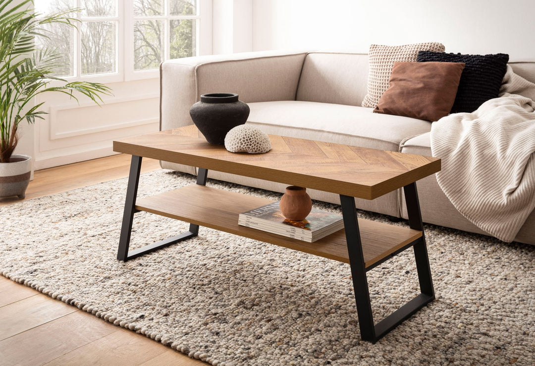 Couchtisch 100x40x41 cm Sofatisch Braun mit Fischgrät-Muster - Design Wohnzimmertisch Rechteckig - Loungetisch Modern mit Ablage - Kaffeetisch mit Metallgestell_