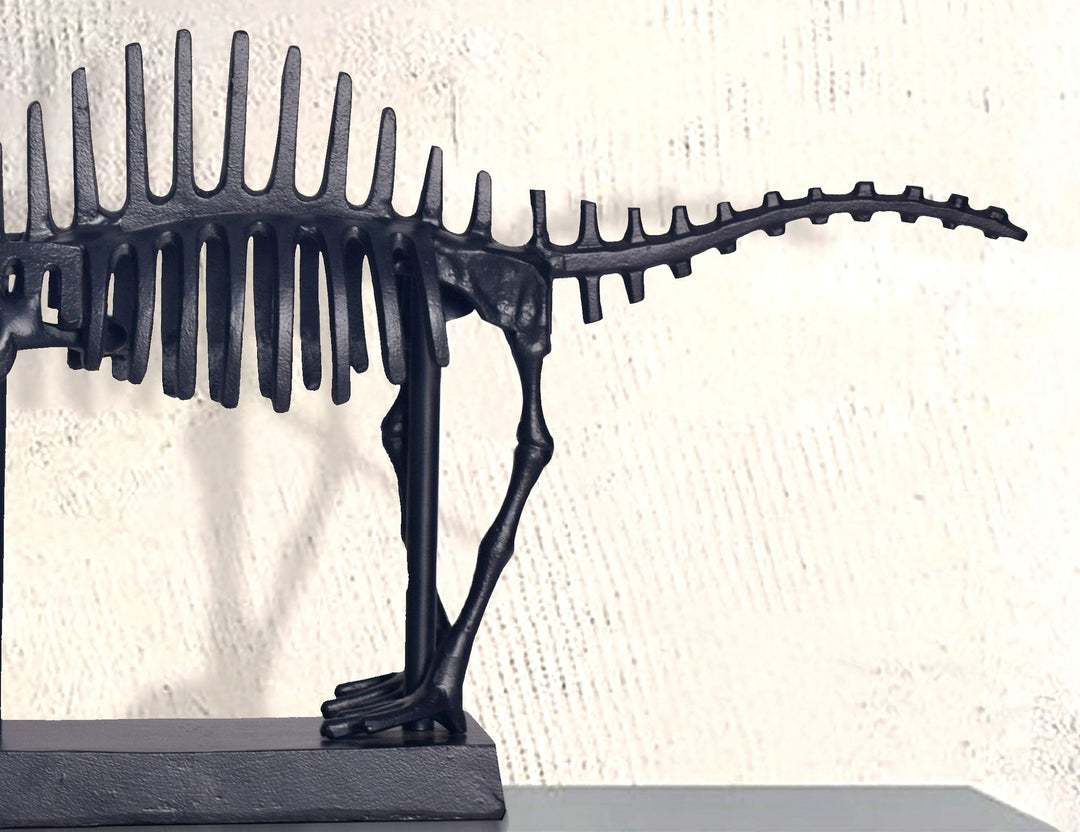 Dekofigur T-Rex Aluminium Schwarz Dino Statue 62 cm mit Sockel - Design Metall Deko Alu Modern - Tischdeko Wohndeko Aluminiumdekoration - Dekoration Wohnaccessoire_
