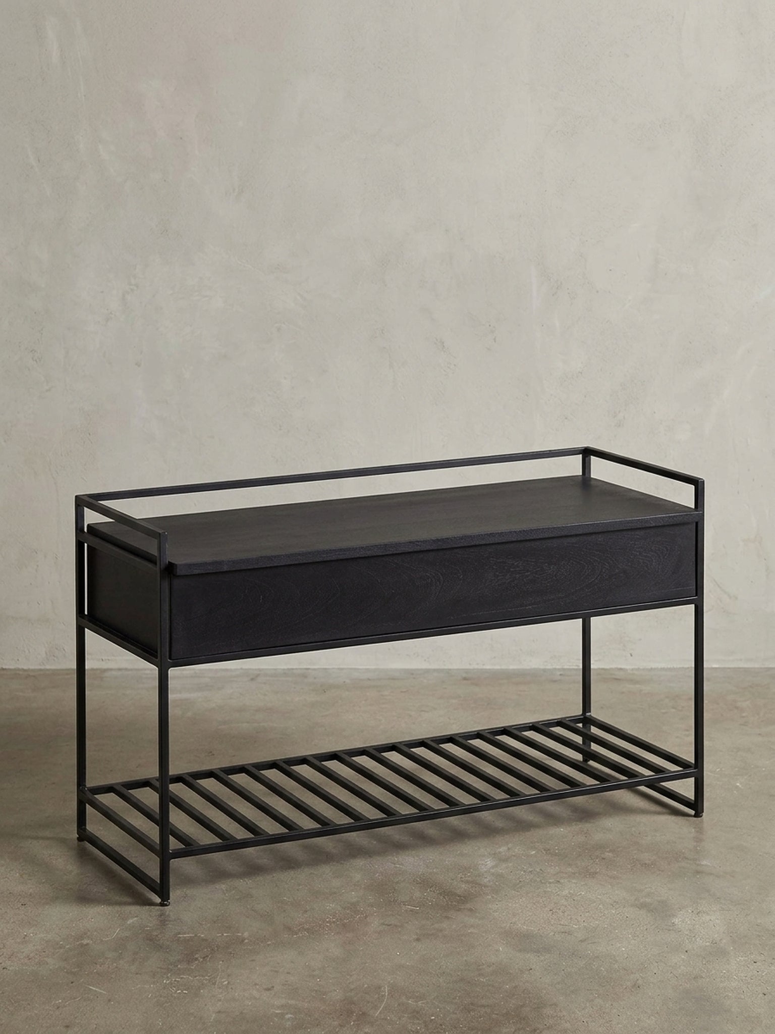 sitz mit aufbewahrung Flurbank mit Stauraum: Modernes Holz & Metall Design – Kadima Design