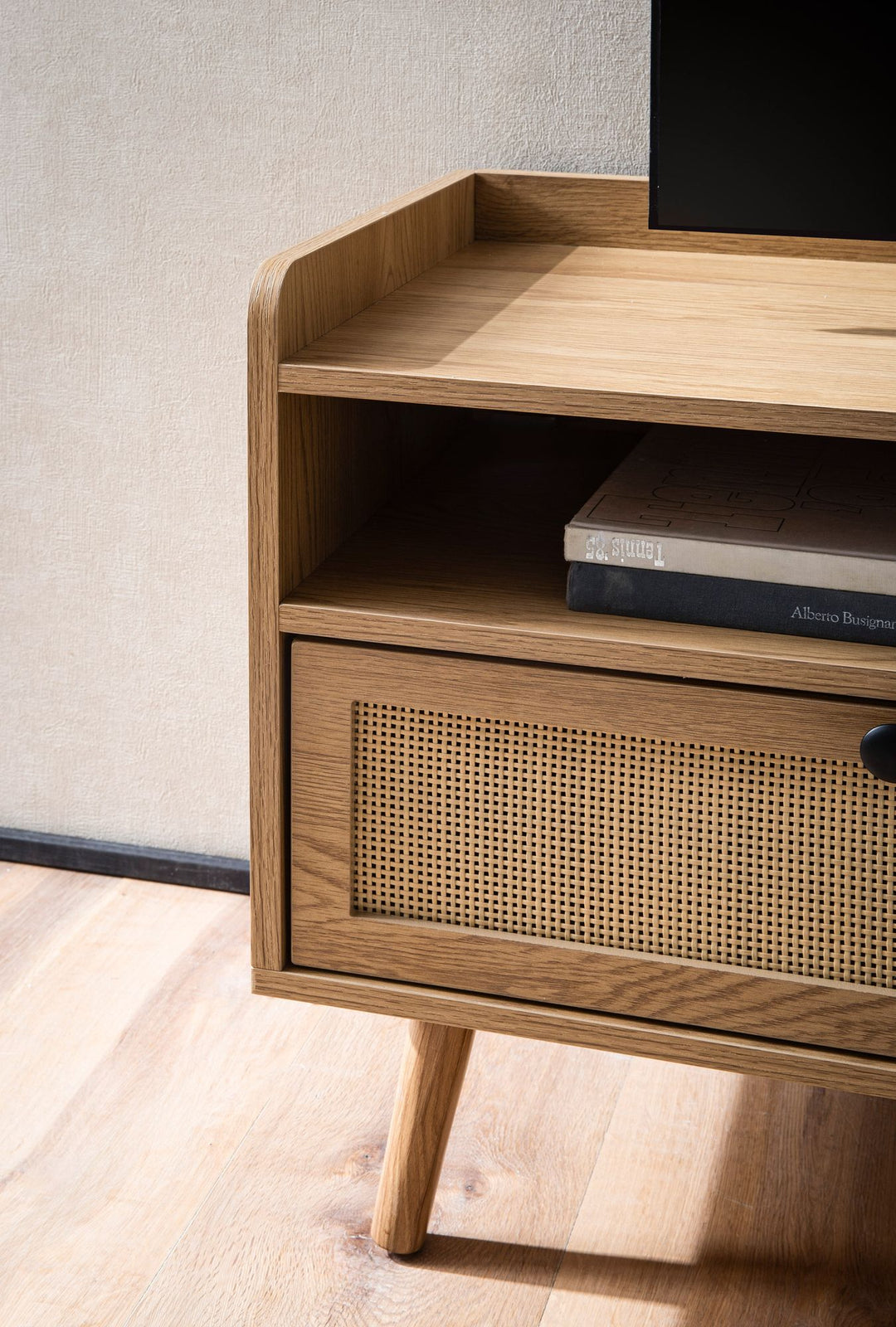 Lowboard 120x56x39 cm TV-Kommode mit Eiche-Dekor & Rattan - Design TV-Schrank Hoch mit Schubladen - Fernsehtisch Fernsehschrank Stauraum - Fernsehkommode Wohnzimmer_