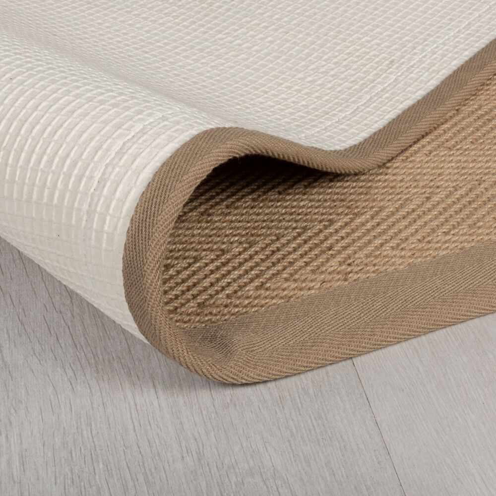 Jute-Teppich mit Fischgrätenmuster und Bordüre TRENT KIRA_Läufer_