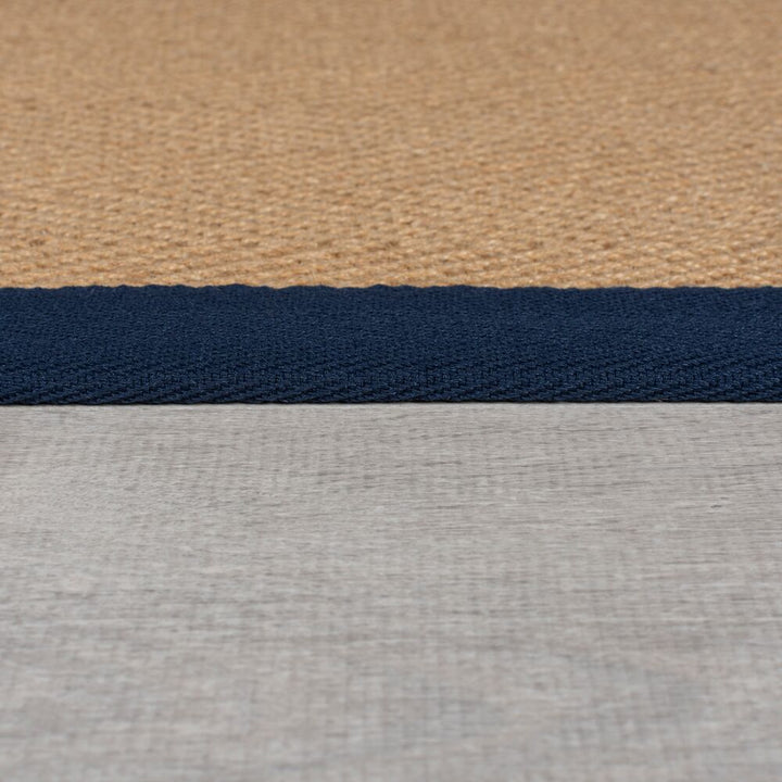 Teppich Jute mit Bordüre - Geometrisch-Design TRENT KIRA - Dunkelblau 120x170 cm_Rechteckig_