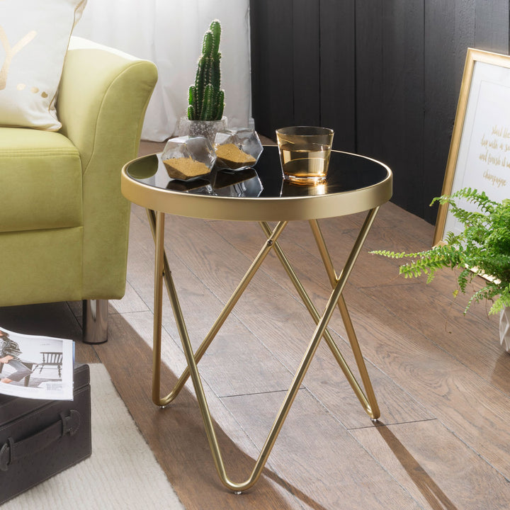 Eleganter Beistelltisch_ Kupfer und Glas_ V-förmige Beine_ filigranes 70er-Jahre Design_ pflegeleicht - KADIMA DESIGN_Farbe_ Gold_ Größe_ 42x42x46 cm_