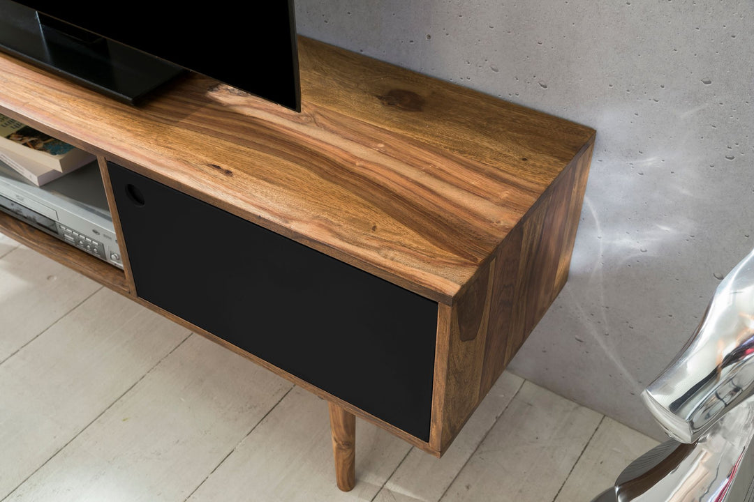 TV-Lowboard SAVIO_ Rustikale Landhaus-Optik_ Massivholz Sheesham_ Viel Stauraum_ Einzigartige Maserung - KADIMA DESIGN_Farbe_ Schwarz_ Größe_ 140x35x45 cm_