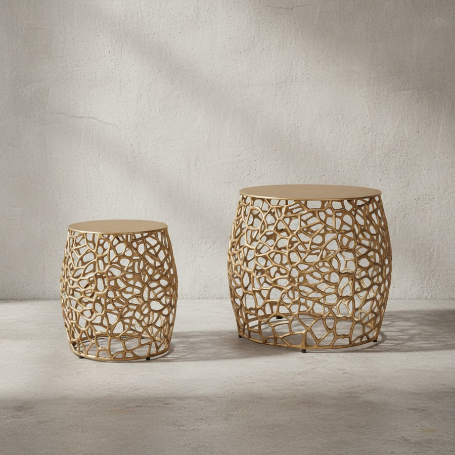 2-teiliges Satztisch-Set aus Gold-Aluminium_ Handgefertigt mit Aststruktur - KADIMA DESIGN_Größe_ 46x46x42 cm_