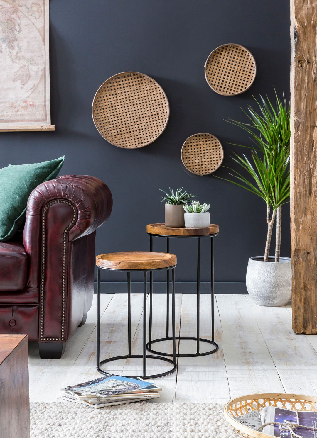 Massivholz Beistelltische_ Industrieller Stil_ Sheesham Holz und Metall_ 2er Set - KADIMA DESIGN_Größe_ 30x30x54 cm_