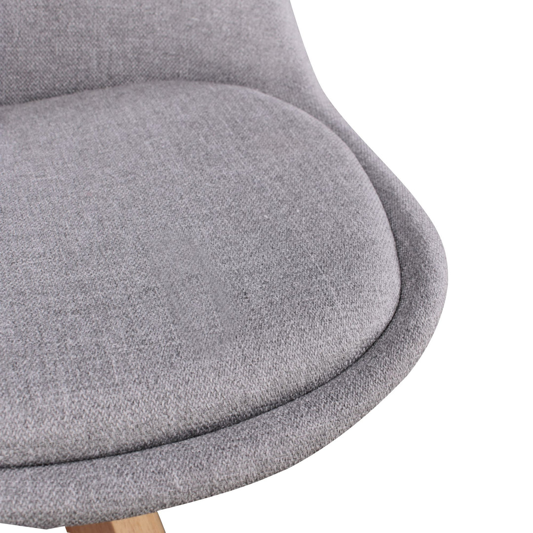 2er Set Esszimmerstühle LUND_ Samtbezug und Holzbeine_ Skandinavisches Design_ Komfortables Sitzen_ Verschiedene Farben - KADIMA DESIGN_Farbe_ Grau_ Material_ Stoff_ Größe_ 49x52x87 cm_