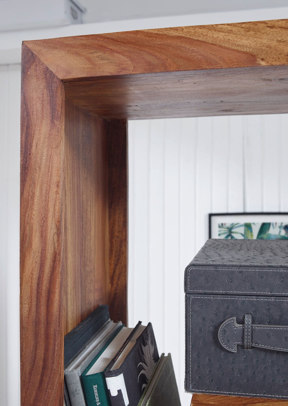Bücherregal NAKO Sheesham-Holz  90x180 cm  Landhaus-Stil  Ablagefächer - KADIMA DESIGN Größe  90x35x180 cm