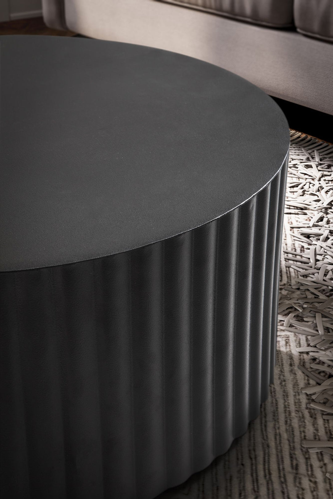 Runder Sofatisch mit Wellen-Muster_ Couchtisch Metall Schwarz 67x67x31 cm - KADIMA DESIGN_Größe_ 67x67x31 cm_