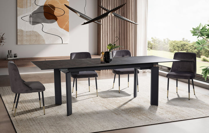 Großer Küchentisch in Schwarz - Keramik-Glasplatte mit charakterstarker Steinoptik von Kadima Design_