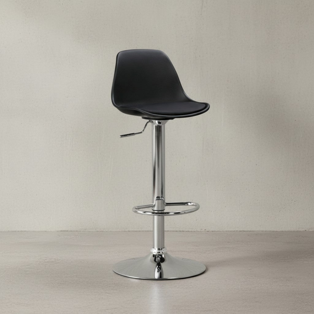 Barhocker BERN_ Lederoptik_ verchromtes Gestell_ 360° drehbar_ max. 110 kg Belastung - KADIMA DESIGN_Farbe_ Schwarz_ Größe_ 40x40x104 cm_