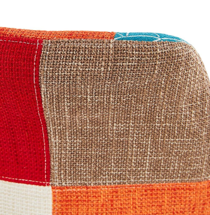Esszimmerhocker - Nahaufnahme der Holzbeine - 42 cm Abstand zwischen den Beinen - Bodenschoner für Kratzschutz - vielseitig einsetzbar - TRIXA Design_