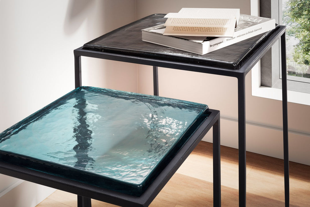 Beistelltisch 2er Set Blau Schwarz Design Satztisch Glas Metall Eckig - Wohnzimmertisch Modern - Ausgefallener Couchtisch Quadratisch - Sofatisch 2-teilig abnehmbare Tischplatte_