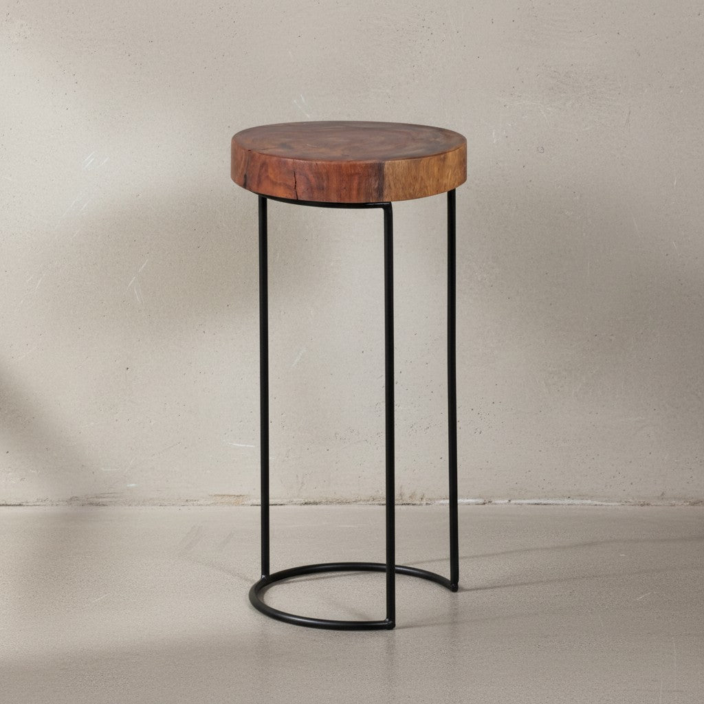 Beistelltisch INDI Massivholz_ Baumstamm-Tischplatte_ Metallgestell_ Landhausstil_ handgefertigt - KADIMA DESIGN_Farbe_ Braun_ Größe_ 28x28x55 cm_