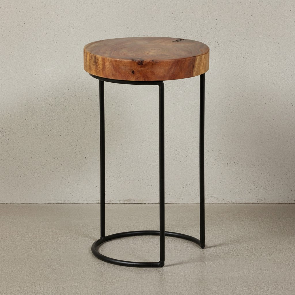 Beistelltisch INDI Massivholz_ Baumstamm-Tischplatte_ Metallgestell_ Landhausstil_ handgefertigt - KADIMA DESIGN_Farbe_ Braun_ Größe_ 28x28x45 cm_