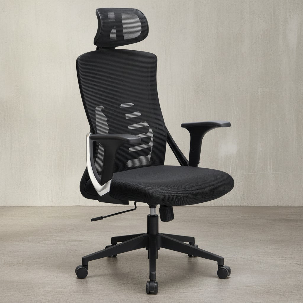 Ergonomischer Bürodrehstuhl mit 4-fach verstellbarer Lordosenstütze - schwarzem Mesh-Bezug und Kopfstütze für optimalen Arbeitskomfort von Kadima Design_