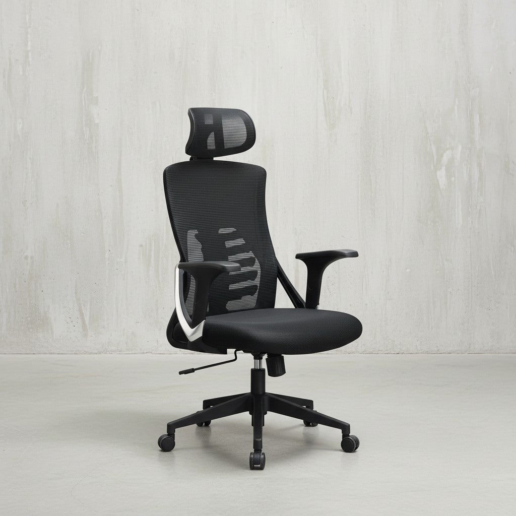 Ergonomischer Bürodrehstuhl mit 4-fach verstellbarer Lordosenstütze - schwarzem Mesh-Bezug und Kopfstütze für optimalen Arbeitskomfort von Kadima Design_