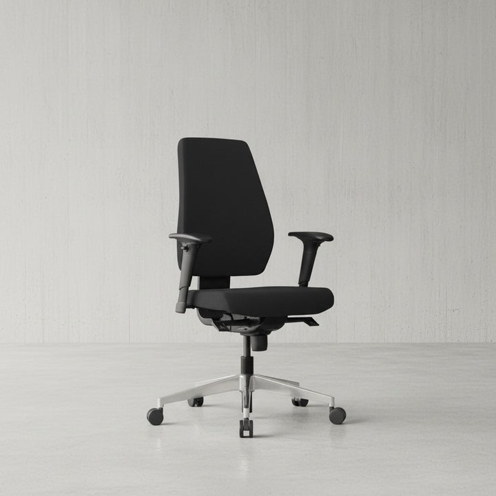 Bürostuhl Latina_ Ergonomisches Design_ Lendenwirbelstütze_ höhenverstellbare Armlehnen_ strapazierfähiger Stoff_ Aluminium-Fußkreuz - KADIMA DESIGN_Größe_ 70x63x119 cm_