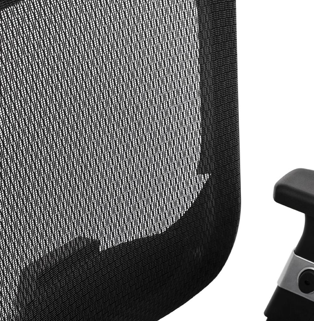 Designer Chefsessel mit Mesh-Bezug - ergonomischer Form und professioneller Ausstattung für moderne Büros_