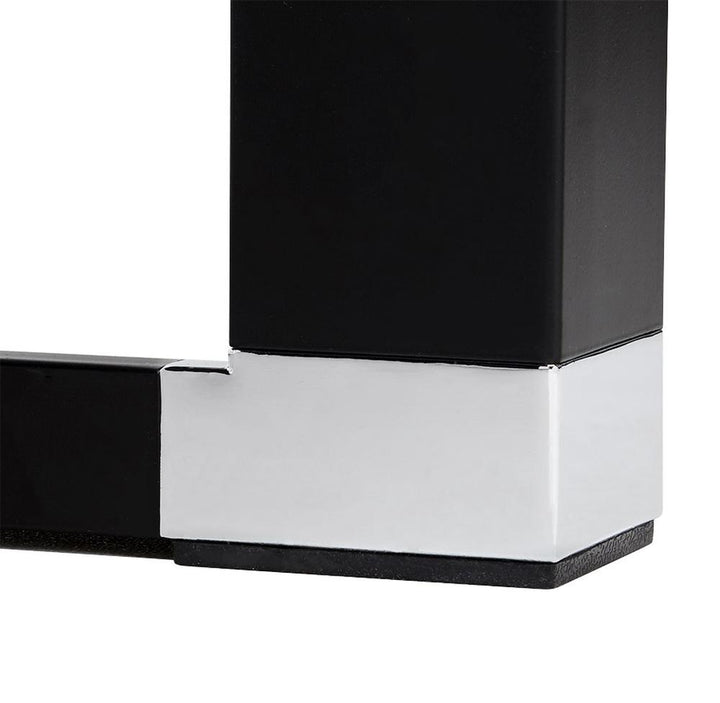 Computertisch mit kratzfester Oberfläche - 1-8cm Melaminplatte - leicht zu reinigen - ideal für stark frequentierte Büros - Kadima Design_