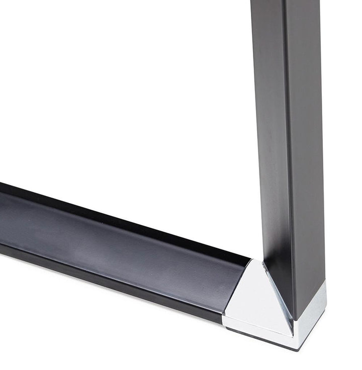 Kleiner Computertisch schwarz - Praktische 140x70cm Fläche - zeitlos - perfekt für fokussiertes Arbeiten - Kadima Design_