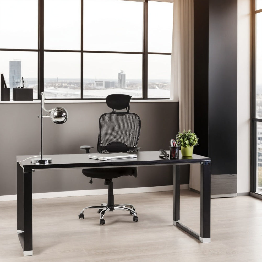 Bürotisch schwarz mit Chromakzenten - 74cm hoch - belastbar bis 120kg - elegante Lösung für Großraumbüros - Kadima Design_