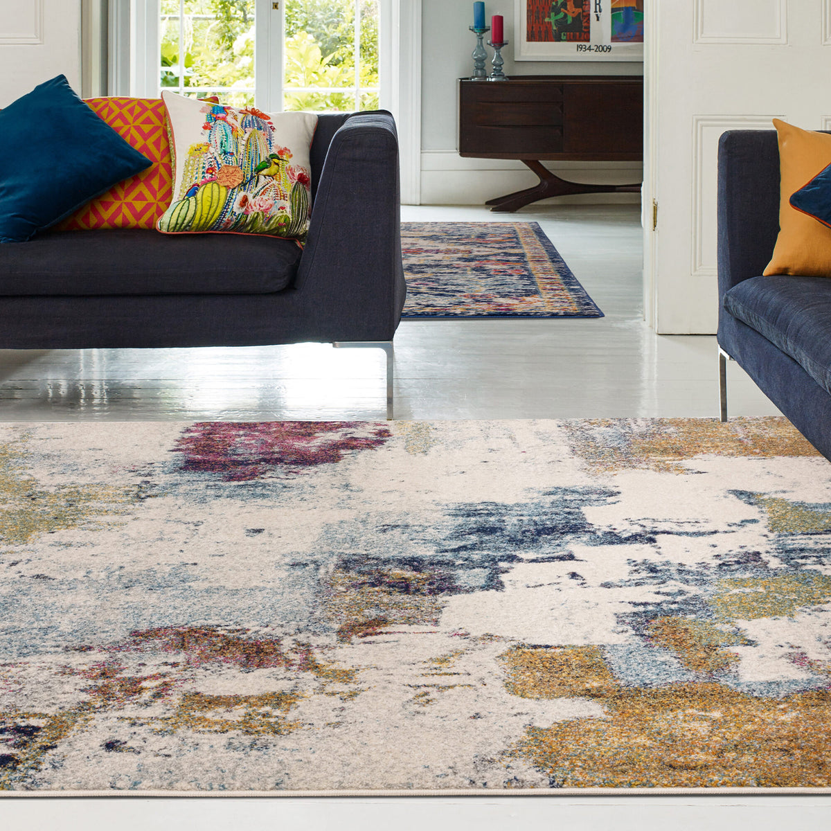 Kurzflor-Teppich 120x170cm - Abstrakte Aquarellmuster in Senfgelb und Blau - weicher Polypropylen-Flor - ideal für moderne Wohnzimmer von Kadima Design_