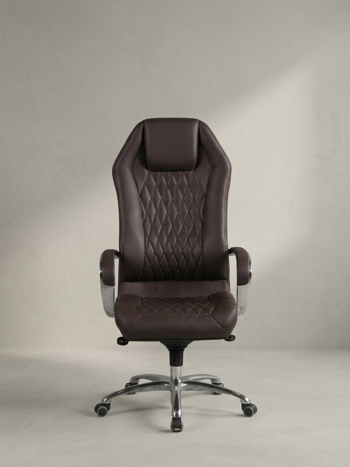 Bürostuhl Echtleder braun mit Rollen und Höhenverstellung 70x67x136 cm modern Design Möbel hochwertig Home Office Wohnzimmer Einrichtung Inspiration Wohnen Interior Zuhause elegant stilvoll_