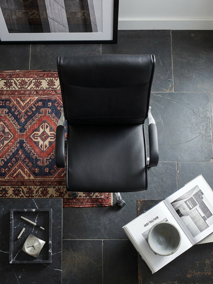 Bürostuhl Eiche Massivholz schwarz 60x61x126 cm Wohnidee Home Office Einrichtungsidee stilvoll kombinieren mit Rollen und Höhenverstellung Design Möbel Inspiration Wohnen Interior Zuhause_