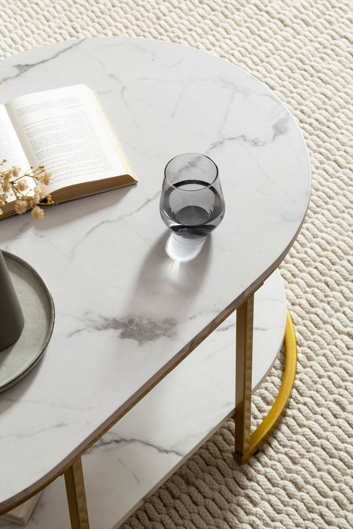 Couchtisch mit Marmor Optik, rechteckig, Ablage, goldenes Metallgestell