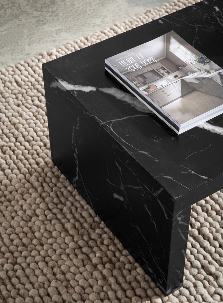 Couchtisch in Beton-Optik, zeitloses Design, rechteckig, schlicht
