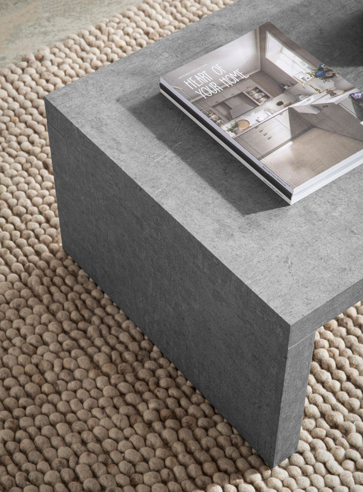 Couchtisch in Beton-Optik, zeitloses Design, rechteckig, schlicht
