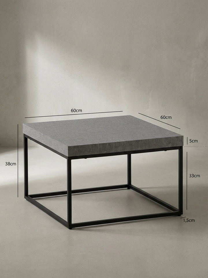 Technisches Maßbild des Couchtisches mit genauen Abmessungen: Breite 60 cm, Tiefe 60 cm und Höhe 38 cm, für eine präzise Raumplanung._