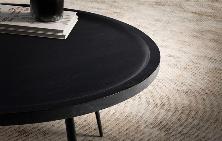 Couchtisch in Schwarz aus Metall und massivem Mangoholz mit natürlicher Maserung, 75x75x38 cm