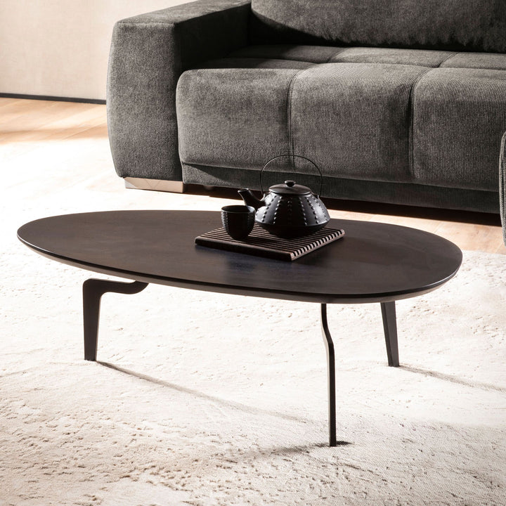 Couchtisch in Schwarz aus massivem Mangoholz, niedriges Design, 86x50x30 cm