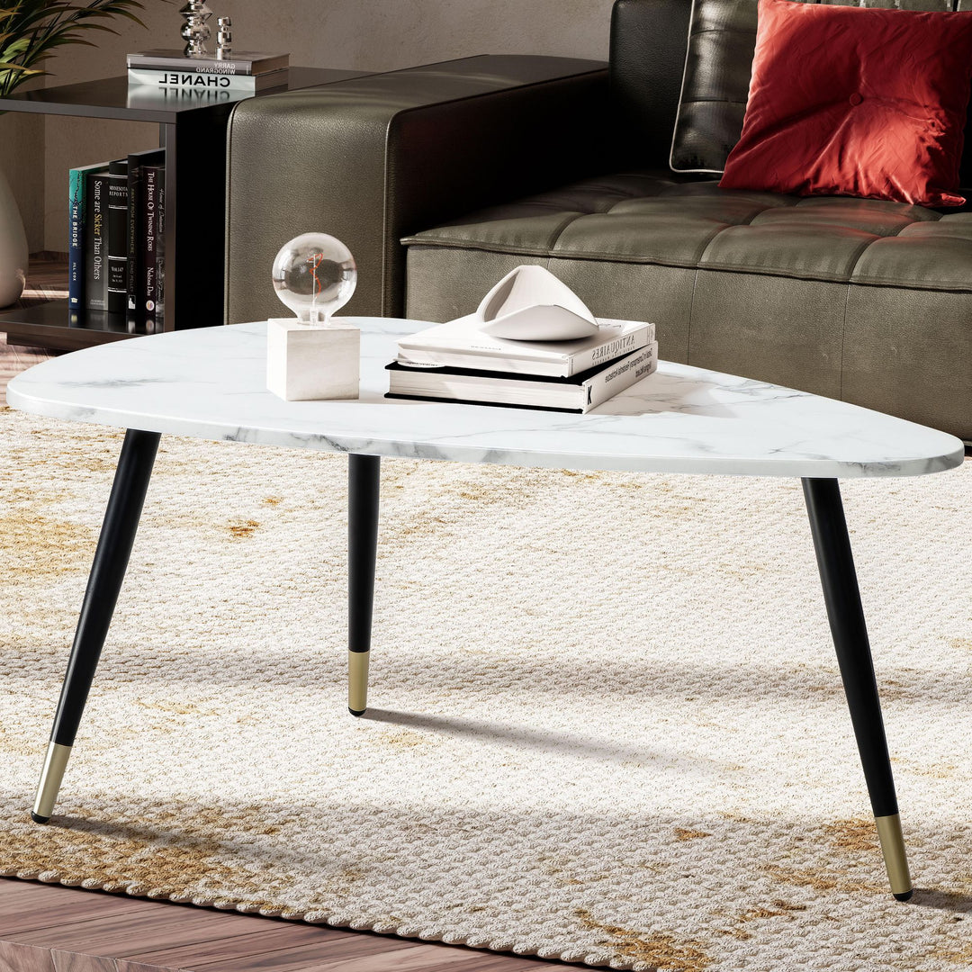Couchtisch mit Marmor Optik, Dreibein, Metall-Gestell, Dreieckig