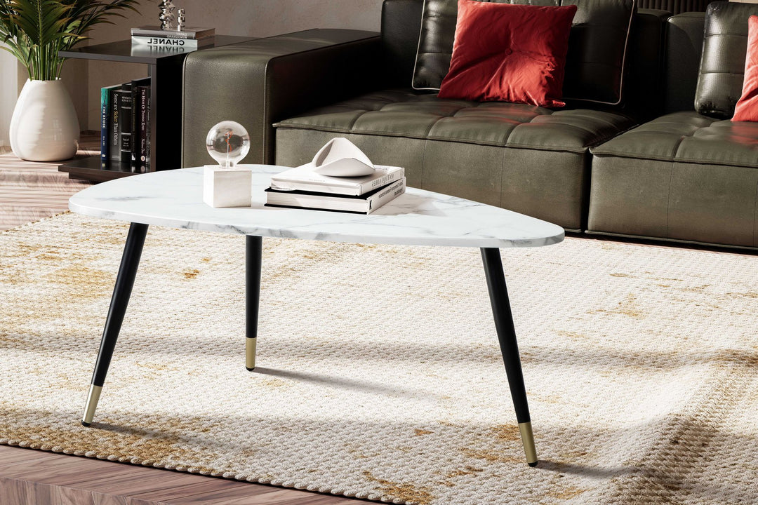 Couchtisch mit Marmor Optik, Dreibein, Metall-Gestell, Dreieckig