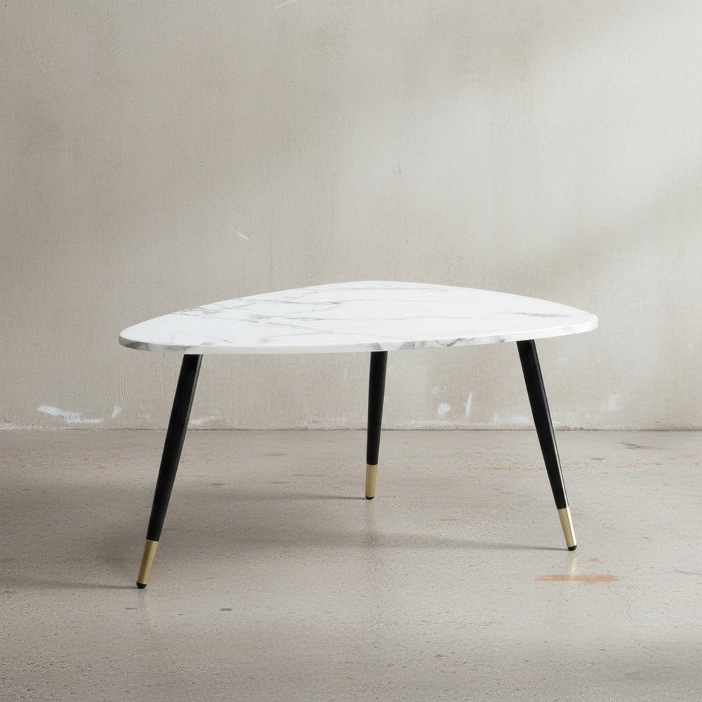 Couchtisch 90x60x41 cm mit Marmor Optik  - Dreibein Wohnzimmertisch mit Metall-Gestell - Sofatisch Dreieckig Tisch Wohnzimmer - Beistelltisch_