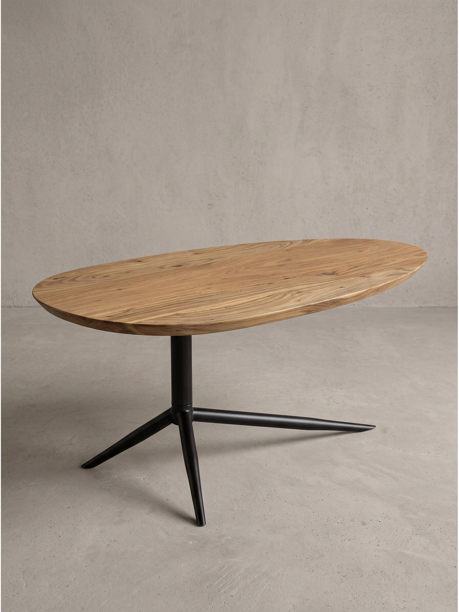 Design Couchtisch aus Akazie Massivholz 87x50x36cm mit schwarzem Metallgestell freigestellt von vorn_