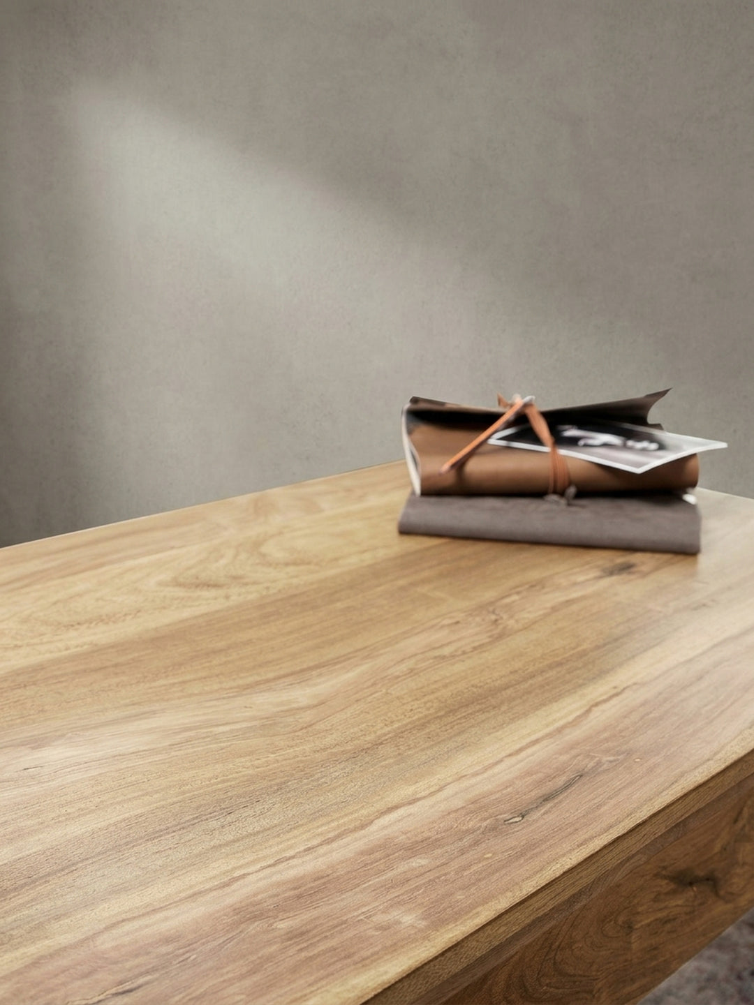 Couchtisch Akazie massiv natur 60x110x40 cm robust langlebig mit Ablagefach Möbel Wohnen Design Einrichtung modern Premium Wohnzimmer Interior Zuhause hochwertig elegant stilvoll_