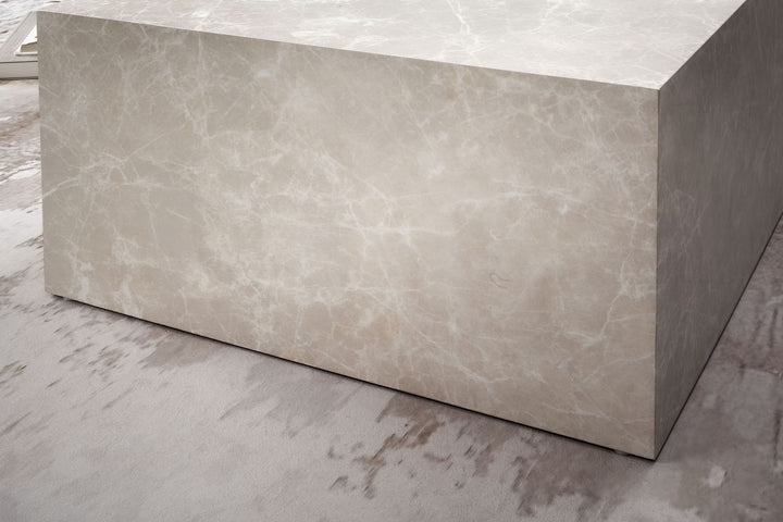 Couchtisch Würfelform in Beton-Optik – minimalistisches Design