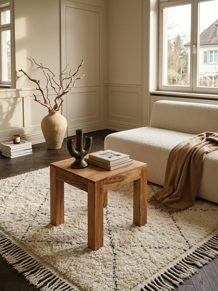 Massivholz-Tisch NAKO_ Handgefertigt_ 45x40x45 cm_ Massivholz Akazie_ 50kg Belastbarkeit - KADIMA DESIGN_Farbe_ Beige_ Größe_ 45x45x40 cm_