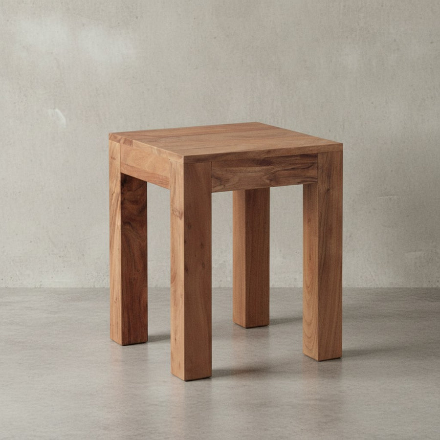 Massivholz-Tisch NAKO_ Handgefertigt_ 45x40x45 cm_ Sheeshamholz_ 50kg Belastbarkeit - KADIMA DESIGN_Farbe_ Beige_ Größe_ 35x35x45 cm_
