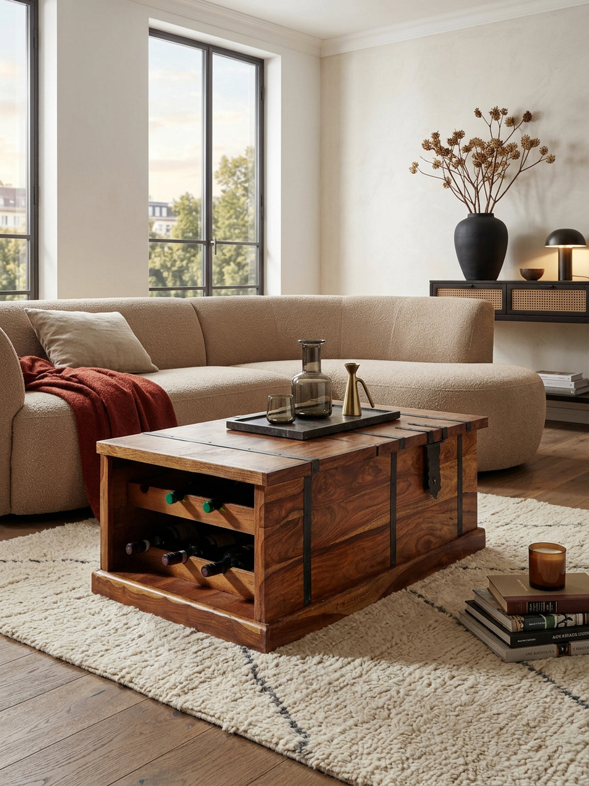 Handgefertigter Sheesham Massivholz Couchtisch mit Weinregal_ 100x60x40 cm - KADIMA DESIGN_Größe_ 100x60x40 cm_