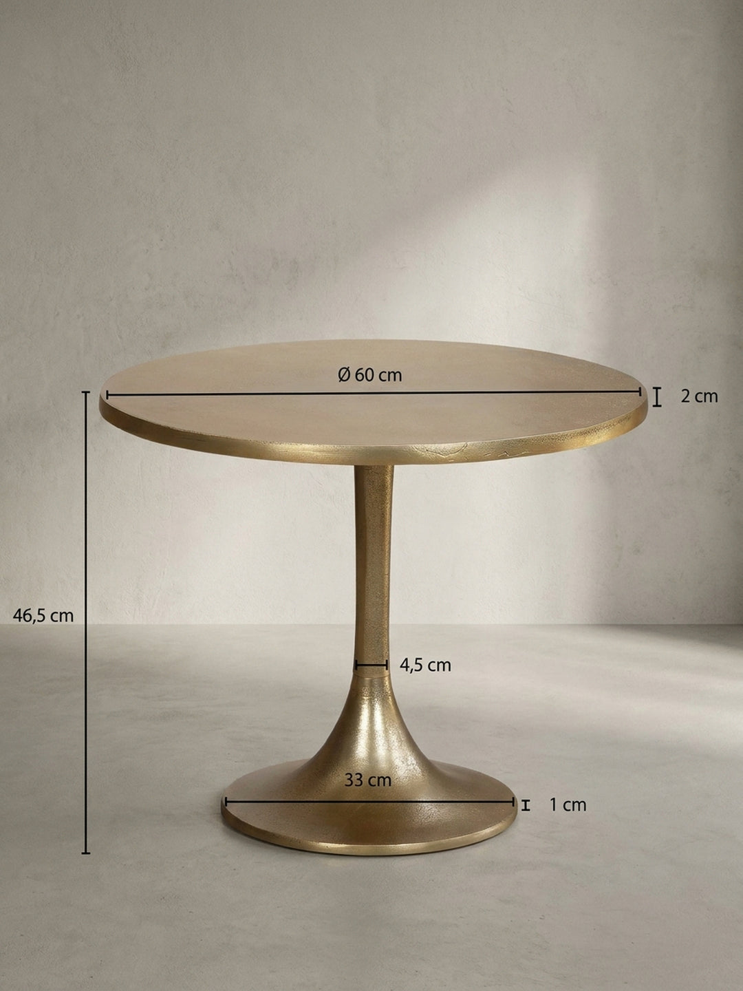 Technisches Maßbild des runden Couchtisches mit exakten Abmessungen: 60 cm Durchmesser und 46,5 cm Höhe für präzise Raumplanung._
