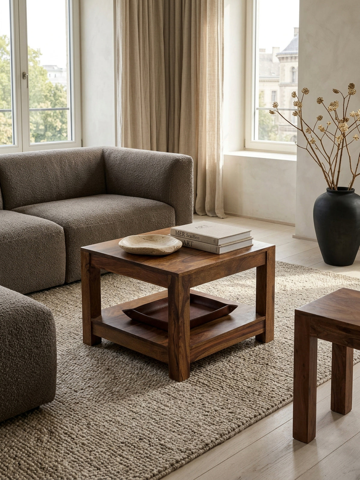 Couchtisch NAKO Massivholz_ Landhausstil_ Ablagefach_ robust_ pflegeleicht - KADIMA DESIGN_Farbe_ Braun_ Größe_ 60x60x45 cm_