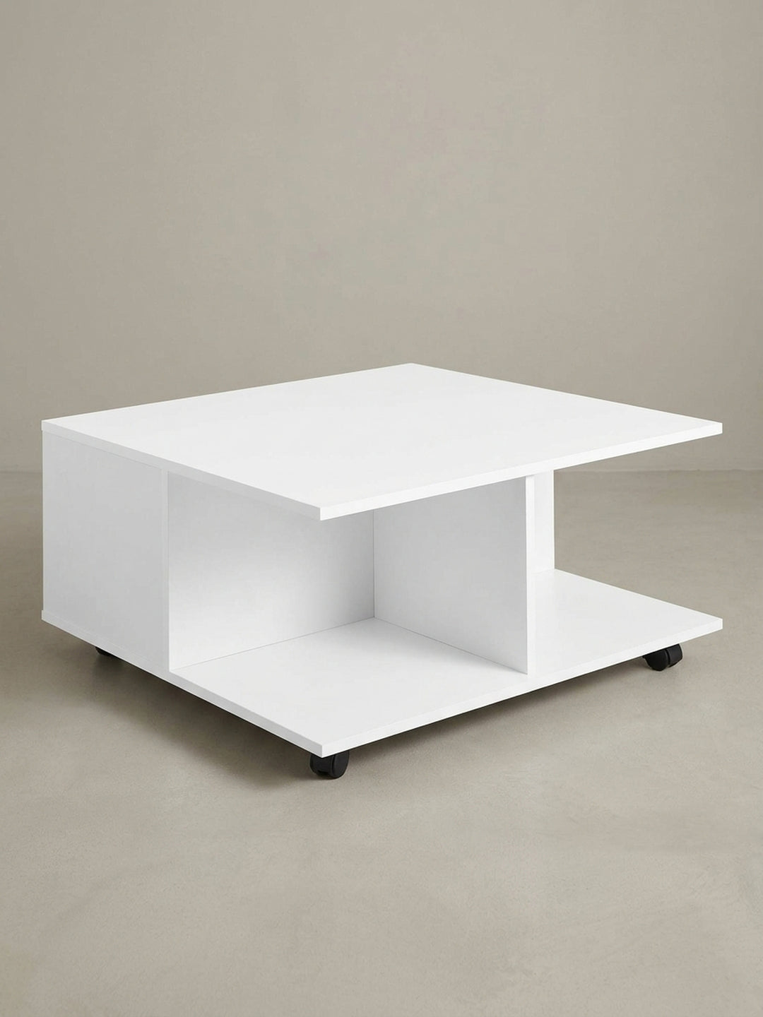 Flexibler Couchtisch 70x70 cm in Weiß, kombiniert offene Ablagefächer und versteckten Schubladen-Stauraum auf praktischen Rollen._