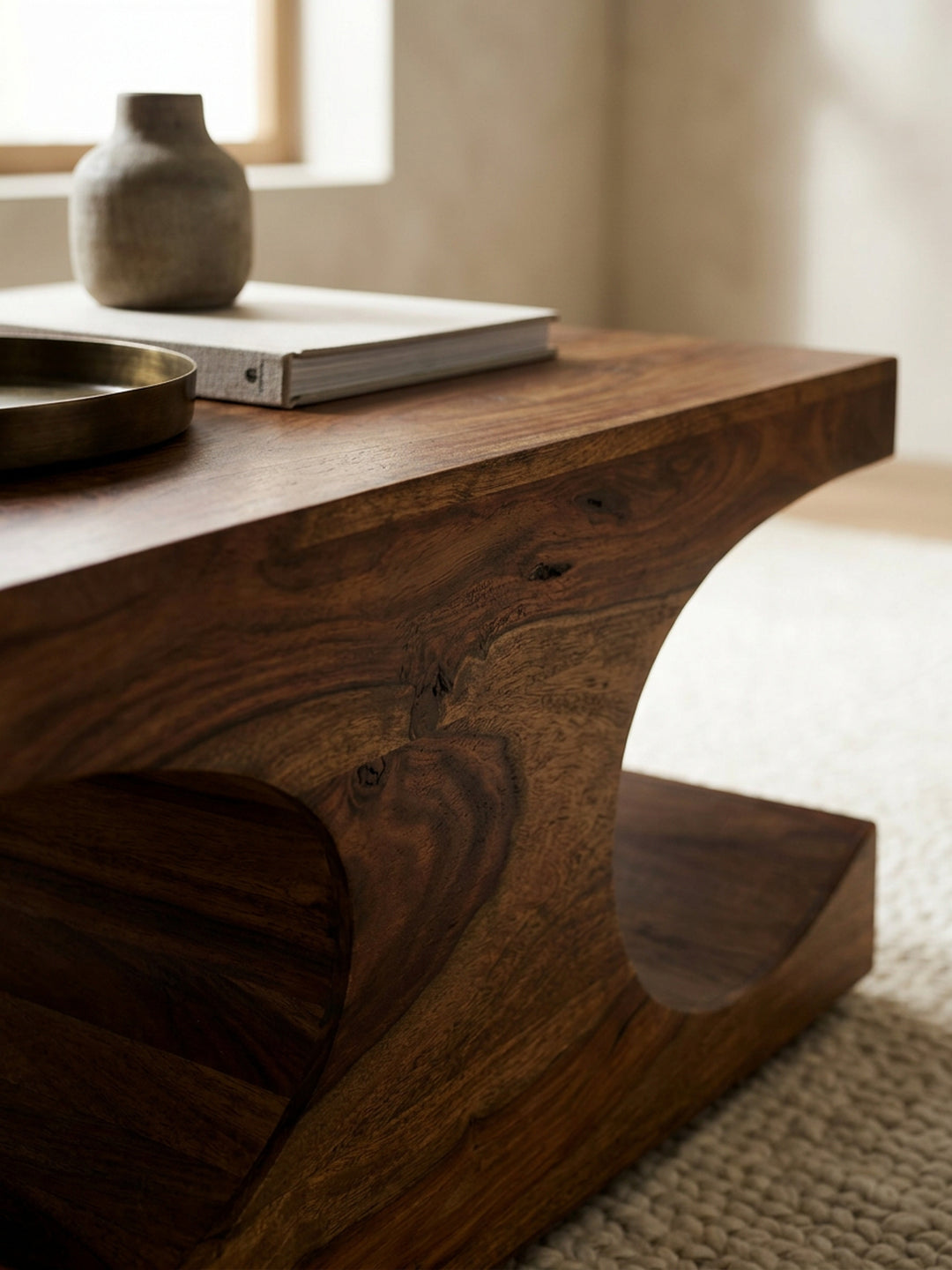 Couchtisch TEKO Massivholz_ 2 Ablagefächer_ 118x38x70 cm_ handgefertigt_ pflegeleicht - KADIMA DESIGN_Farbe_ Braun_ Größe_ 118x70x38 cm_