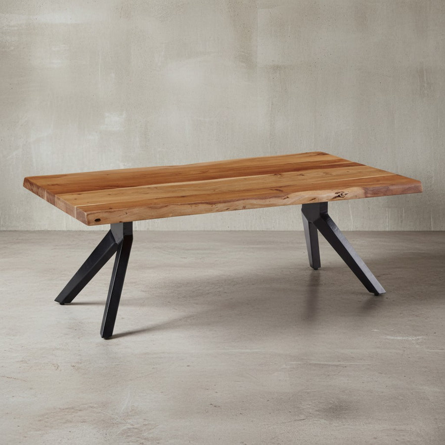 Couchtisch mit Baumkanten_ Massivholz Akazie und pulverbeschichteter Edelstahl_ Robustes Unikat - KADIMA DESIGN_Größe_ 115x64x37 cm_