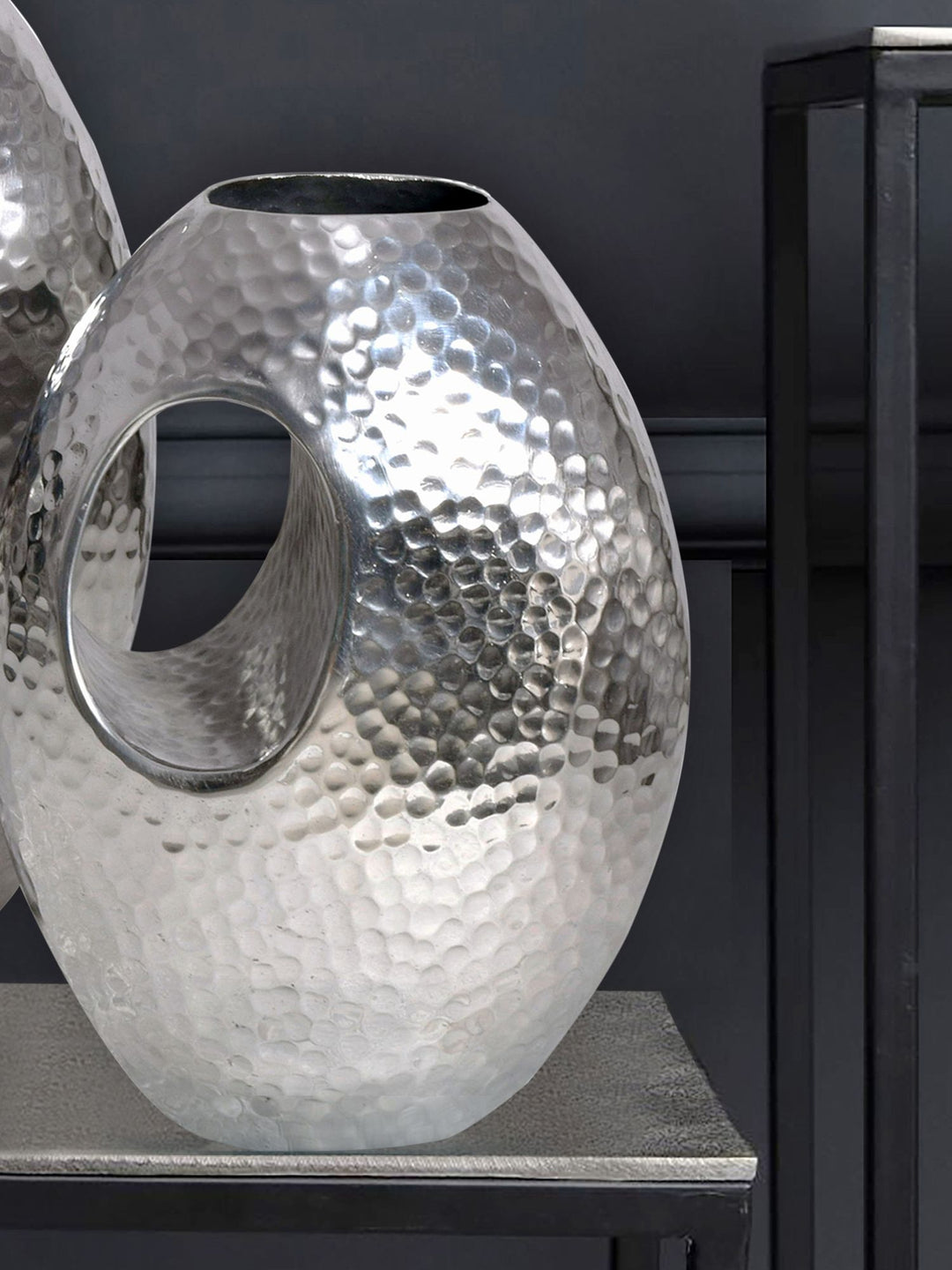 Vase 2er Set Aluminium mit Tragegriff Hammerschlag Modern Handgefertigt